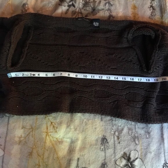 MODA international cable knit sweater/wrap - Picture 12 of 13